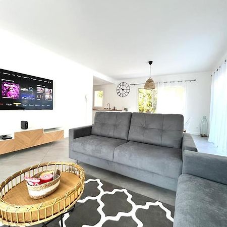 Villa Victoria #8 Persons #3 Bedrooms #Terrace # Garage Beach - Calm And Clim ロクブリュヌ＝カップ＝マルタン エクステリア 写真