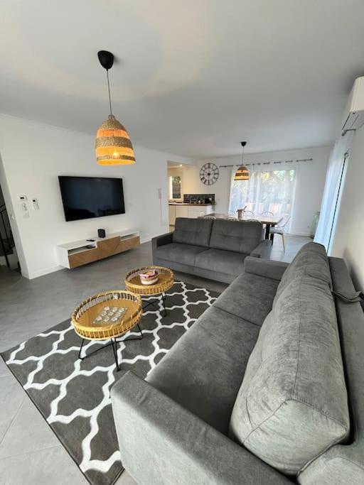 Villa Victoria #8 Persons #3 Bedrooms #Terrace # Garage Beach - Calm And Clim ロクブリュヌ＝カップ＝マルタン エクステリア 写真